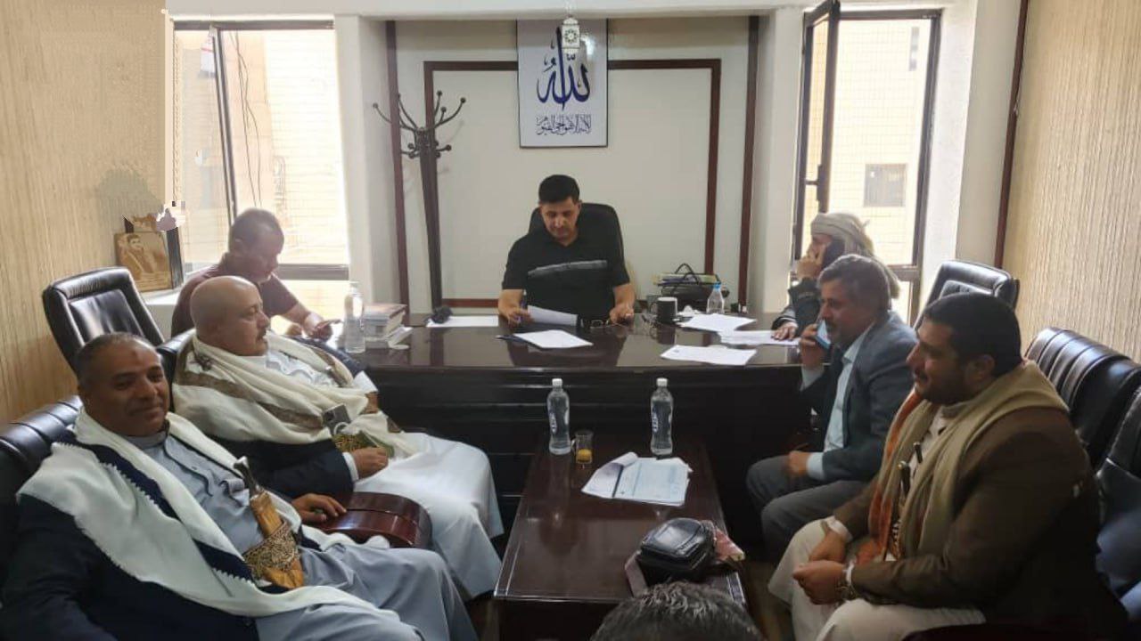 إقرار آلية تمويل وتنفيذ مشروع تأهيل شوارع حي الأمناء في مديرية الوحدة