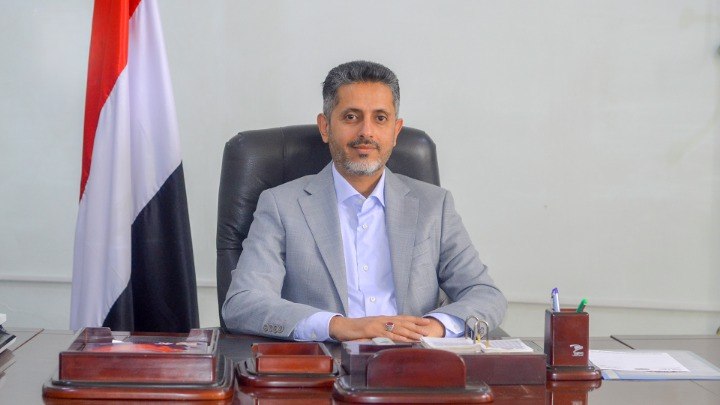 ناطق الحكومة: استهداف العدو الإسرائيلي لميناء ومصنع اسمنت باليمن يوّسع بنك أهداف القوات المسلحة