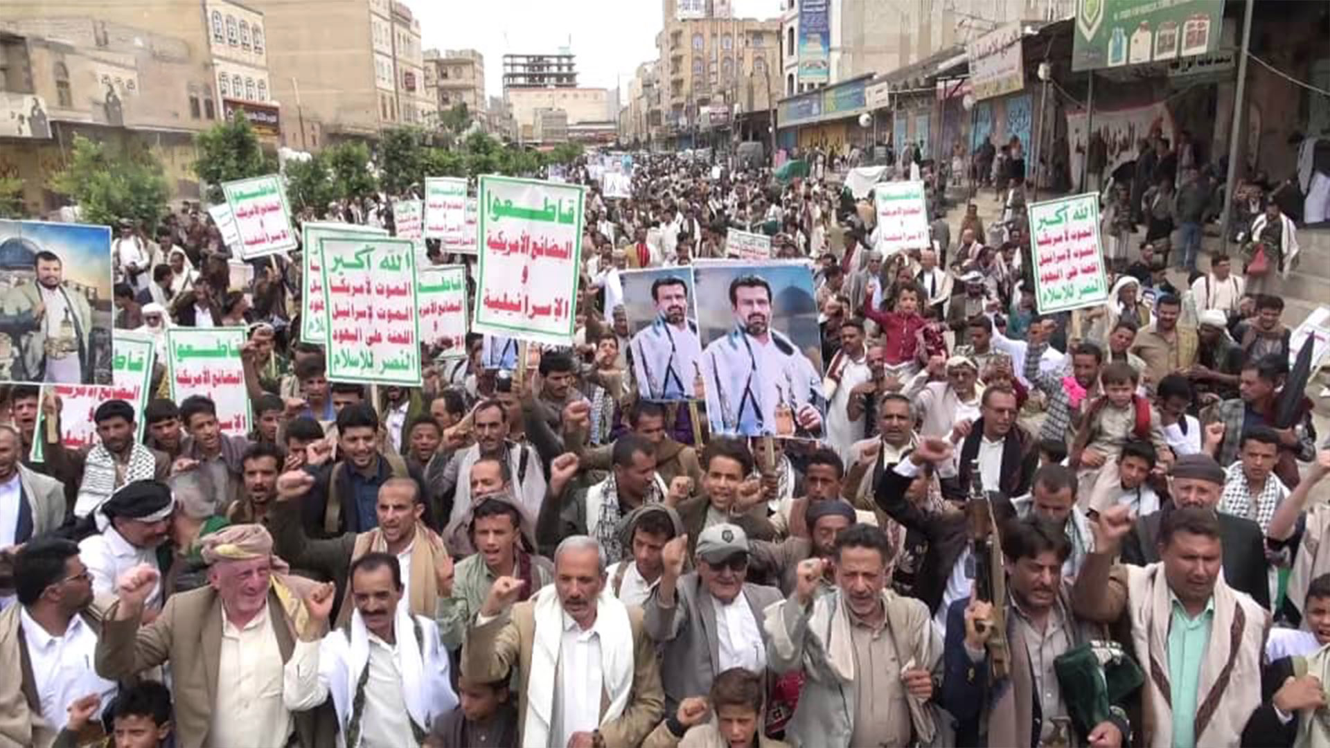 مسيرات حاشدة في الضالع إسناداً لغزة وإيران ضد الإجرام الأمريكي والصهيوني