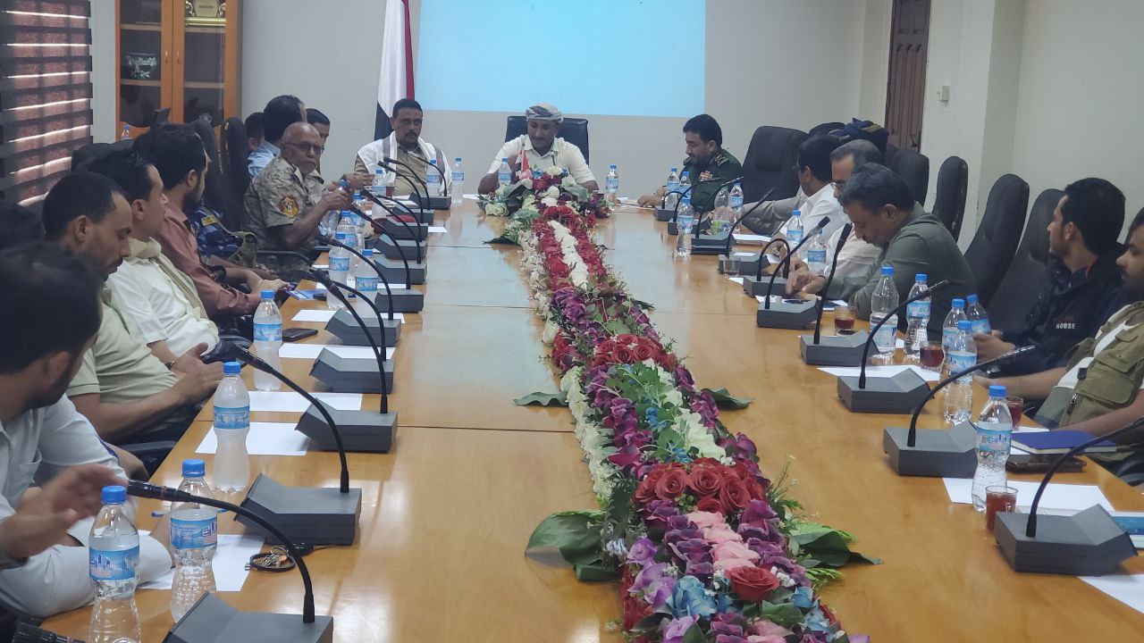 الحديدة تستعد لعيد الأضحى بخطة شاملة لتحسين الخدمات وتعزيز الأمن