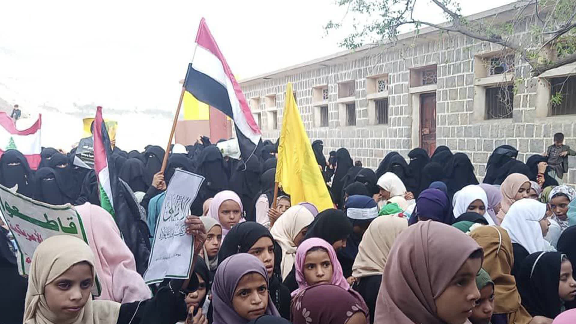 فعاليات للهيئة النسائية في حجة بذكرى يوم الولاية ووقفات تضامنا مع غزة