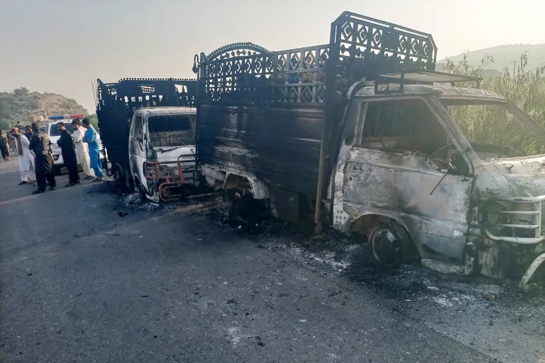 مقتل 16 جندياً إثر هجوم انتحاري في باكستان