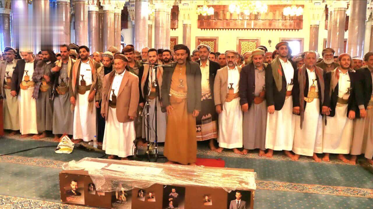 تشييع جثمان الفقيد الشيخ ناجي الأعوج في صنعاء