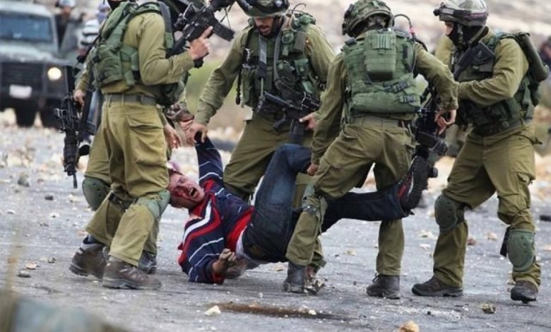 العدو الصهيوني يعتدي بالضرب على فلسطيني في جنين ويقتحم مخيم عسكر وبلاطة