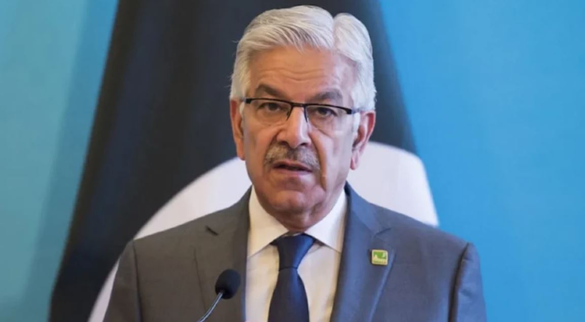 وزير الدفاع الباكستاني يدعو العالم الإسلامي إلى التوحد في مواجهة “إسرائيل”