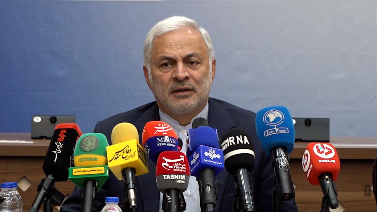 جلال زاده : الشعب الإيراني أحبط الحرب المرکبة للكيان الصهيوني