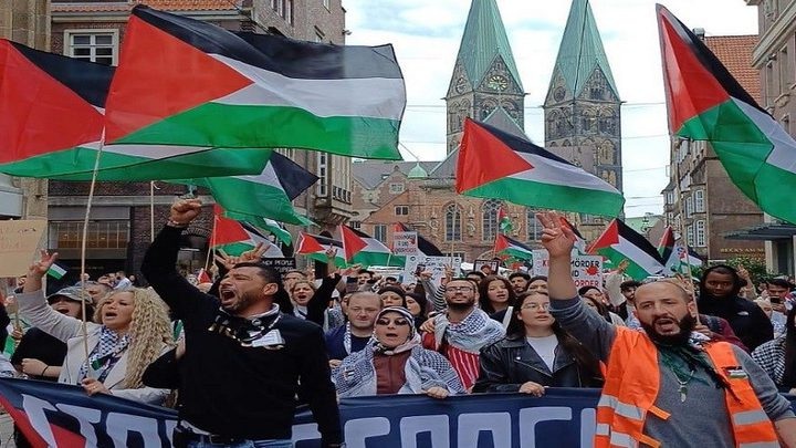 طلاب جامعة نيويورك يواصلون اضرابهم عن الطعام لليوم السابع دعماً للقضية الفلسطينية