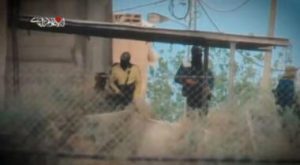 استطلاع للرأي يظهر تأييدا شعبيا فلسطينيا للمقاومة في مفاوضات التهدئة