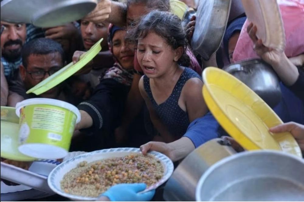 “لازاريني”: السيناريو الأسوأ للمجاعة يحدث الآن في غزة