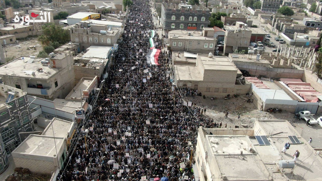 52 مسيرة حاشدة بذمار نصرةً لغزة ومواجهة الاستباحة الصهيونية للأمة