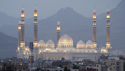 تشييع جثمان الرائد هادي الشعبي بصنعاء
