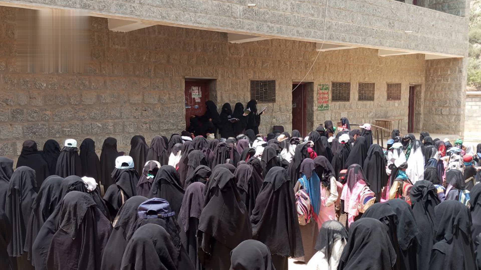 فعاليات ووقفات نسائية في حجة بذكرى استشهاد الإمام زيد