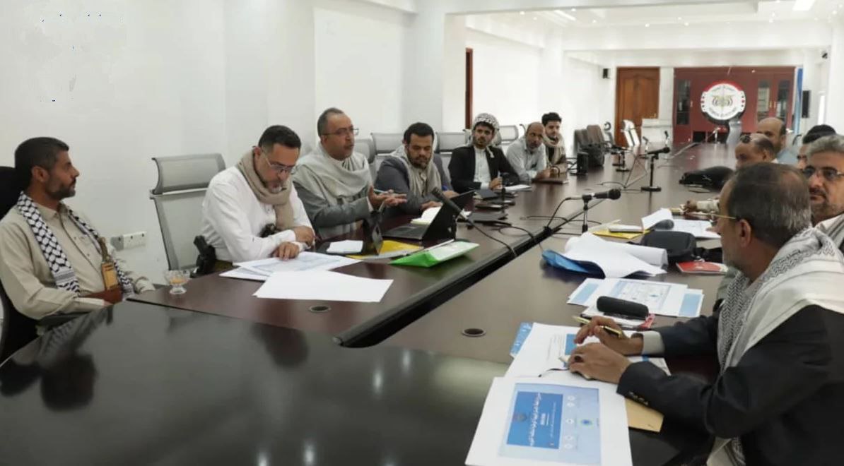 برئاسة الرويشان.. اجتماع يناقش الجهود الحكومية في مكافحة جرائم التهريب الجمركي