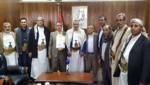 مكافحة الفساد تتسلم إقرار القائم بأعمال رئيس مصلحة الضرائب والجمارك