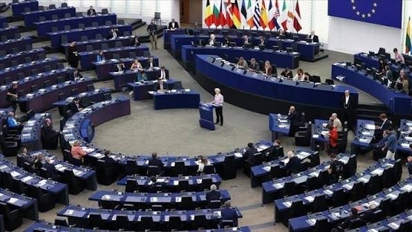 عضوة بالبرلمان الأوروبي: معظم حكومات أوروبا لا تزال تزود “إسرائيل” بالأسلحة لقتل المدنيين والأطفال بغزة