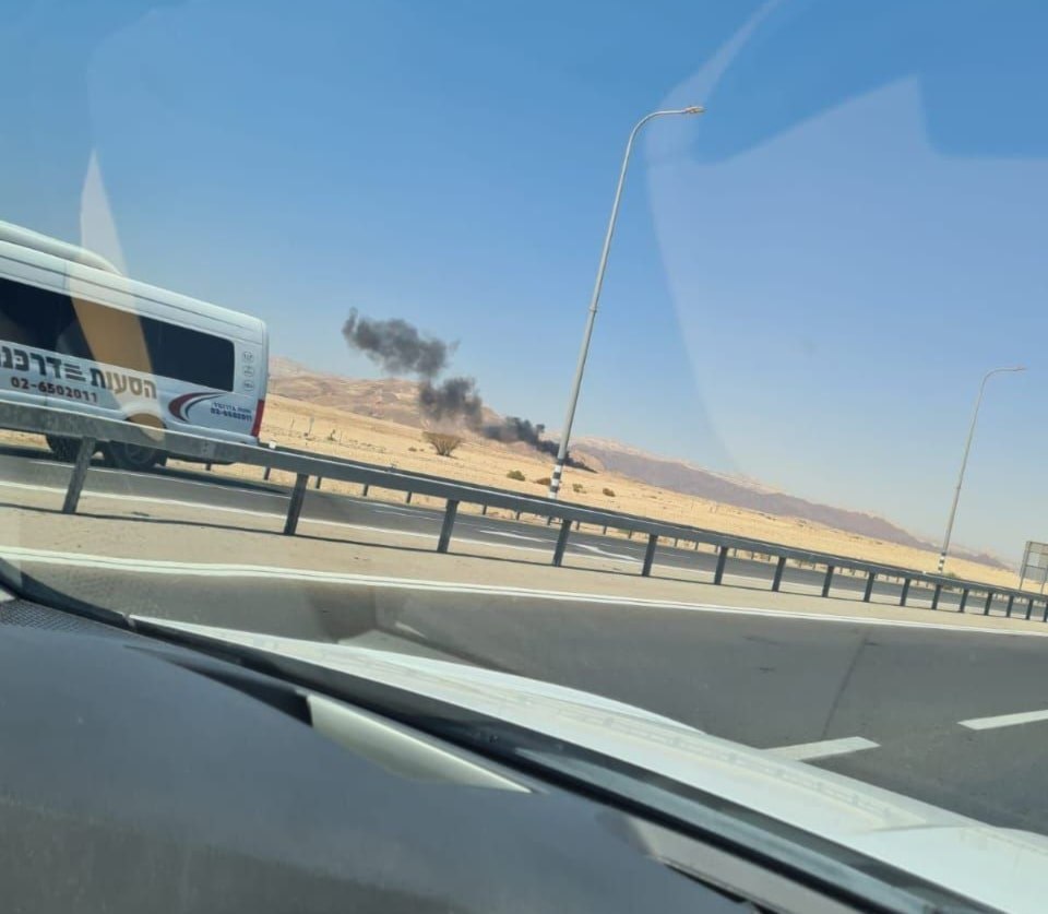إعلام العدو: مرة جديدة إصابة مطار “رامون” بمسيرة أطلقت من اليمن