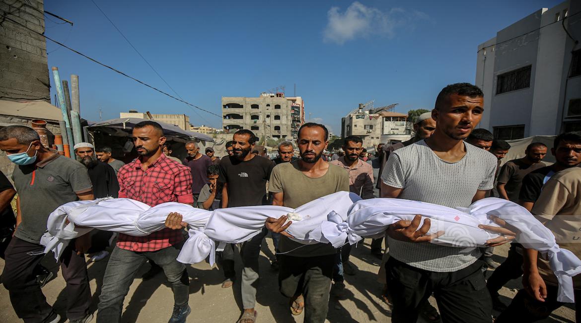 شهداء ومفقودون بقصف العدو الصهيوني عددا من المخيمات في قطاع غزة