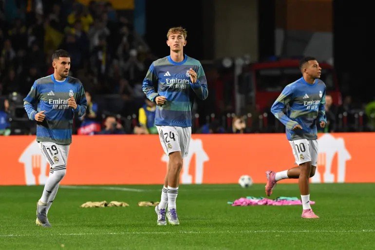 العائدون والمصابون قبل كلاسيكو ريال مدريد وبرشلونة