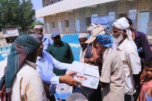 زكاة الحديدة تدشن توزيع الزكاة العينية لأكثر من ألف أسرة في اللحية