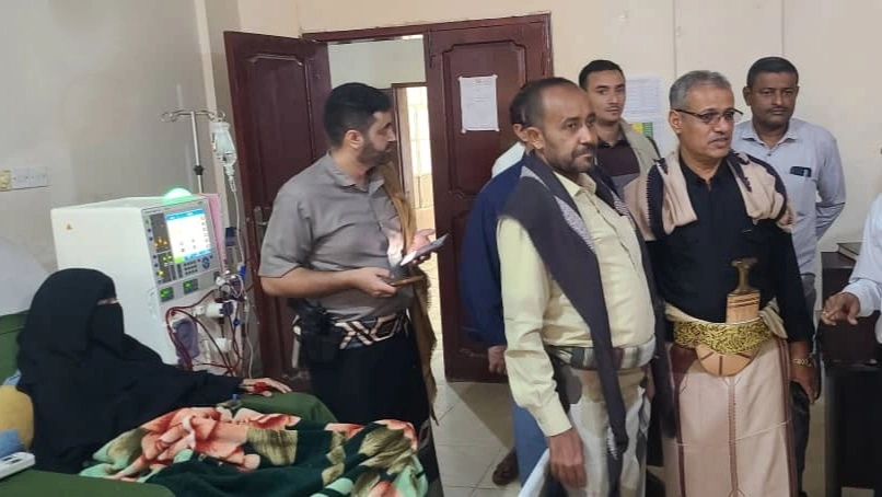 تفقد مركز الغسيل الكلوي في زبيد بالحديدة