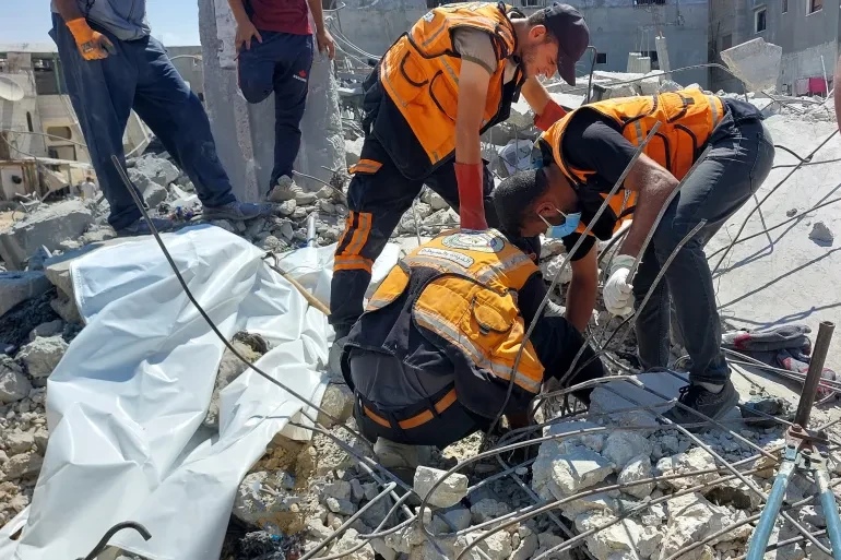 الثوابتة: ملف جثامين المفقودين تحت الأنقاض أكثر الملفات الإنسانية تعقيدًا وإيلاماً