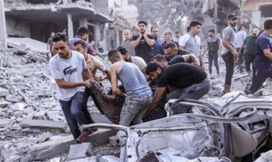 استشهاد مواطن فلسطيني وزوجته في قصف مسيرة للعدو الإسرائيلي بمخيم للبريج وسط قطاع غزة