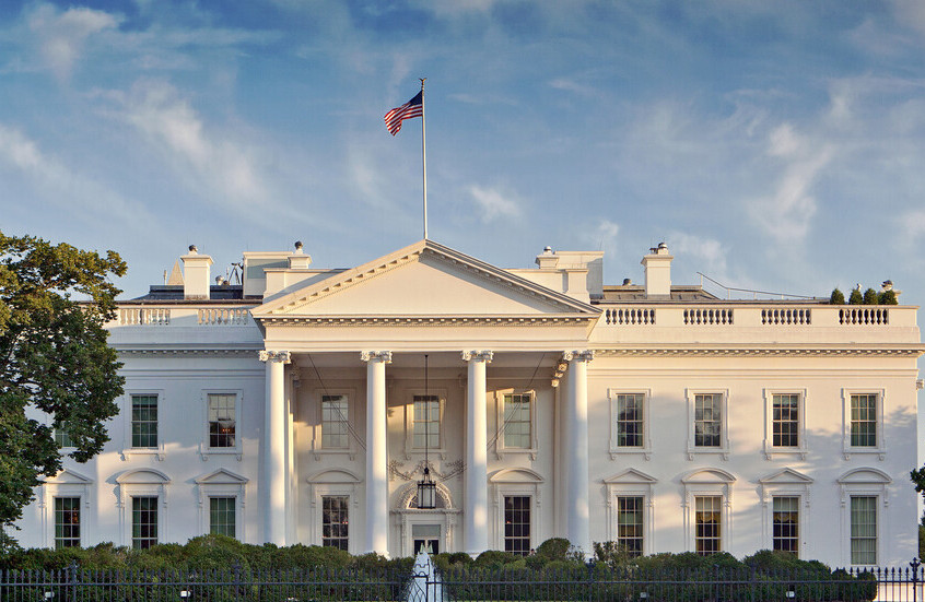 إصابة أثنين من أفراد الحرس الوطني الأميركي في إطلاق نار قرب البيت الأبيض