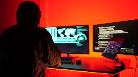 قراصنة صينيون يستخدمون الذكاء الاصطناعي لأتمتة الهجمات السيبرانية