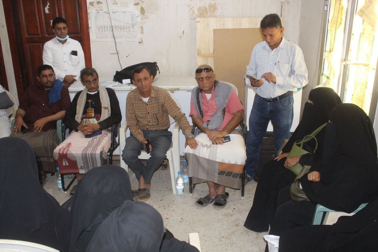 مناقشة جهود الحد من انتشار الأوبئة في المنصورية بالحديدة