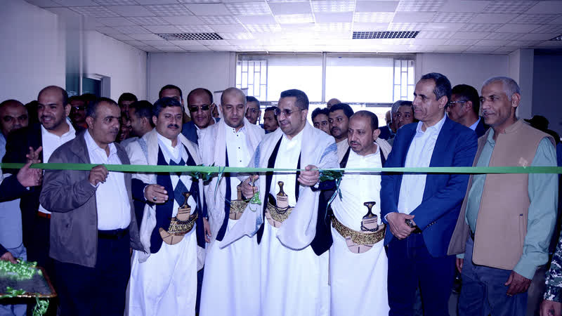 وزير الاتصالات يفتتح معرض شهداء موظفي قطاع الاتصالات والبريد