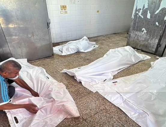 صحة غزة: ارتفاع الجثامين المستلمة من العدو الإسرائيلي إلى 300 بعد استلام جثامين 15 شهيداً