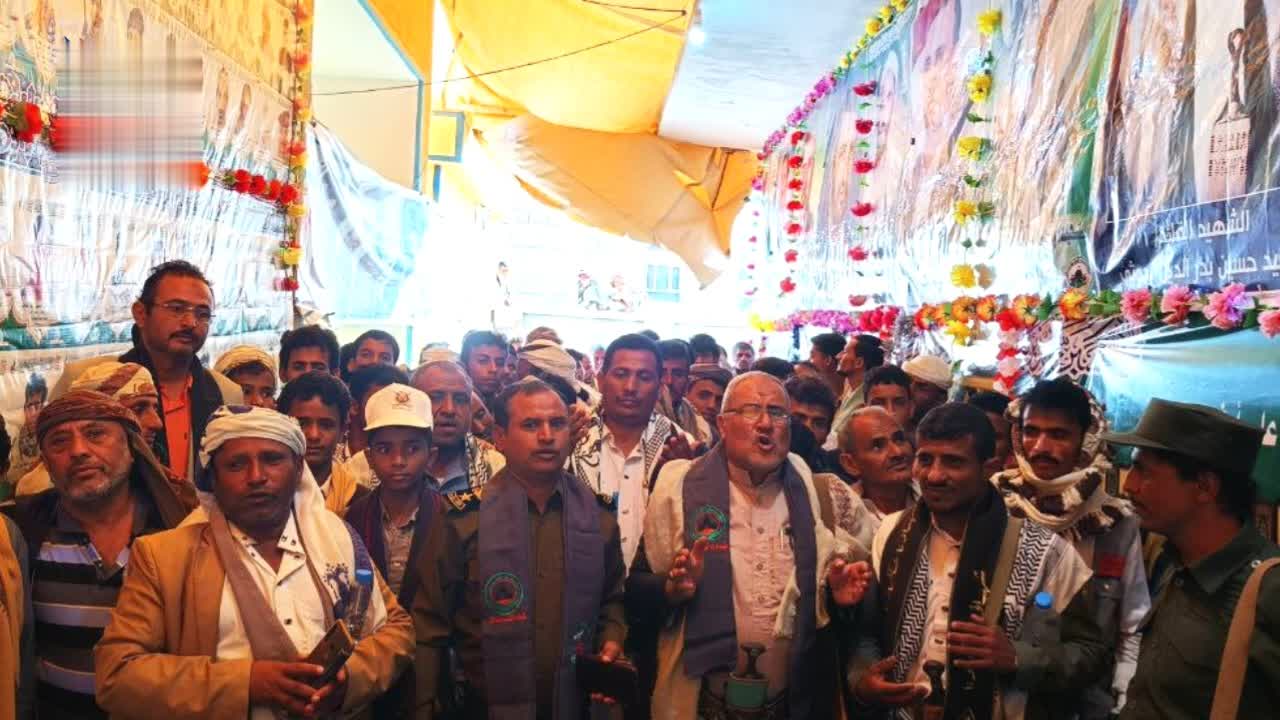 افتتاح معارض لصور الشهداء في عدد من مديريات حجة