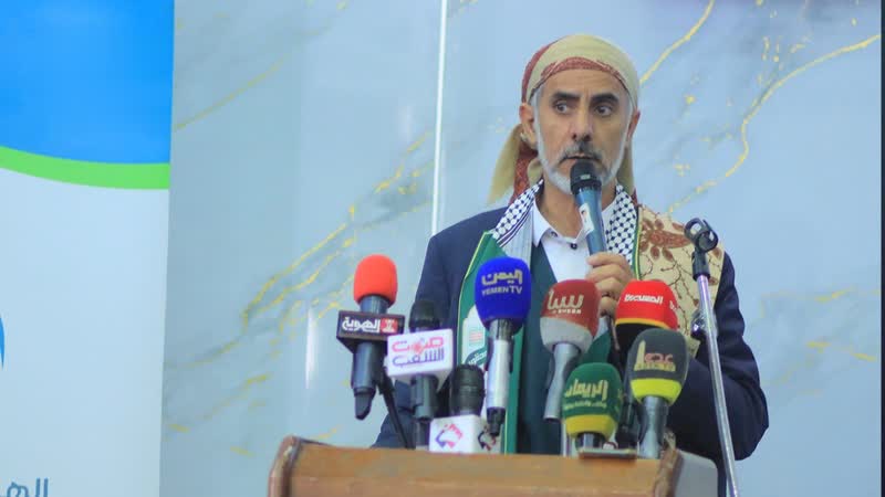 القائم بأعمال رئيس الوزراء يدشن المخيم الجراحي المجاني الثاني لأسر الشهداء