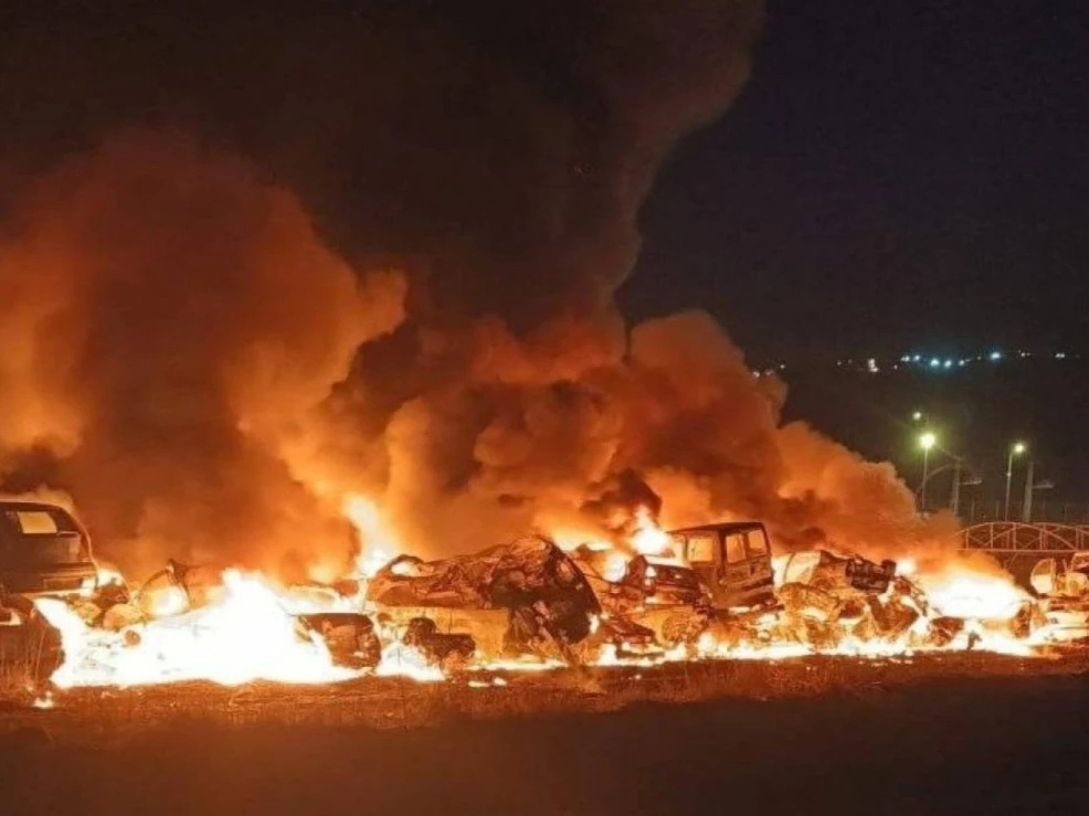 إصابات في هجوم للمستوطنين جنوب الخليل..ومستوطنون يحرقون مشطب مركبات جنوب نابلس وعدد كبير من السيارات
