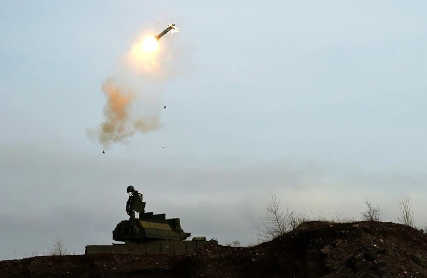 الدفاع الروسية : دفاعاتنا الجوية دمرت 164 مسيرة أوكرانية فوق الأراضي الروسية خلال الليلة الماضية