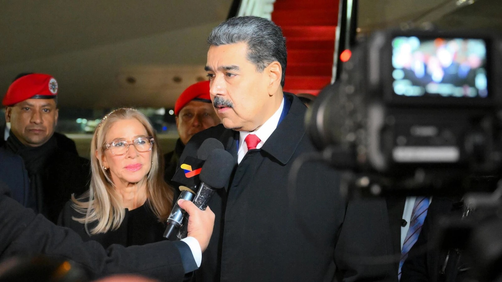 مادورو يبدي استعداده للتحدث مع ترامب ويحذره من “أكبر خطأ في حياته”