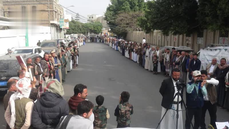 لقاءات ووقفة في مديريات الأمانة استنكارًا للإساءة الأمريكية للقرآن الكريم