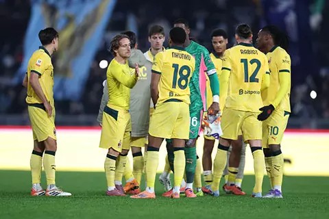 كأس إيطاليا.. ميلان يودع من دور الـ16.. وبولونيا يصعد لربع النهائي