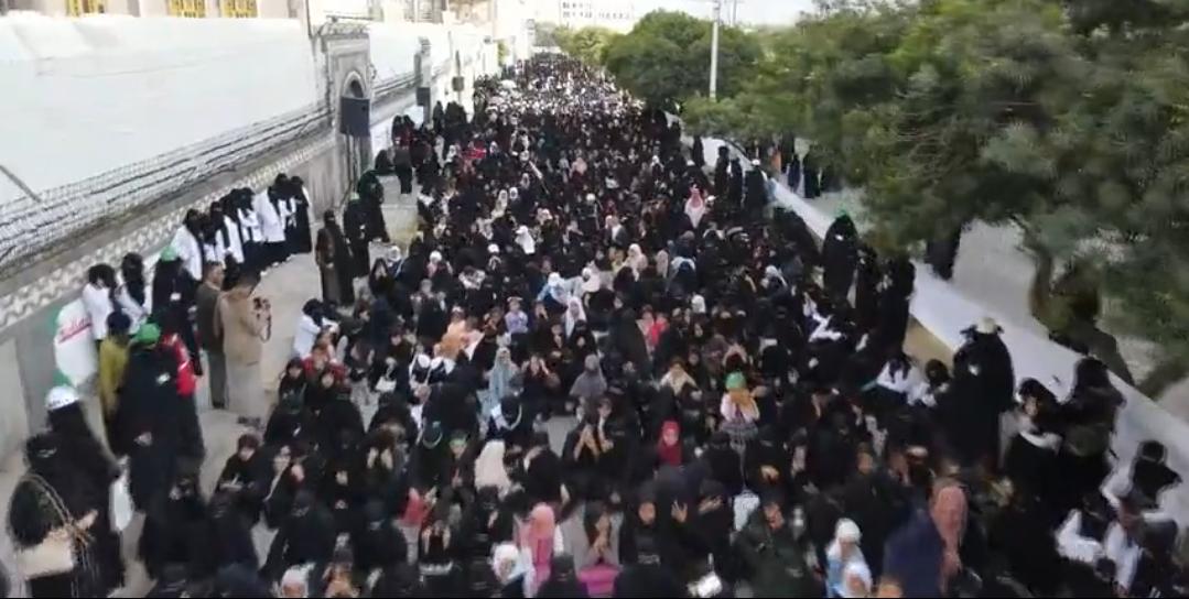 حشود نسائية تحتفي بميلاد الزهراء وتجدد ثبات الموقف تجاه فلسطين والمجاهدين