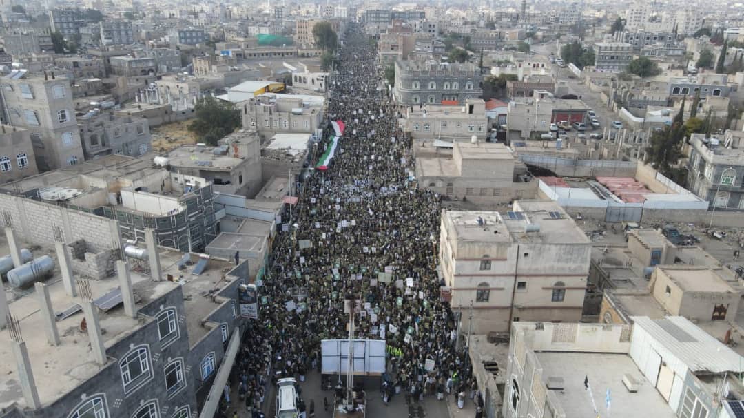 56 مسيرة جماهيرية حاشدة في ذمار نصرةً للقرآن وفلسطين