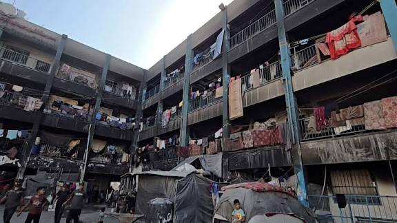 “أونروا”: 79 ألف نازح يلجأون إلى مراكز الإيواء الطارئة التابعة للوكالة في غزة