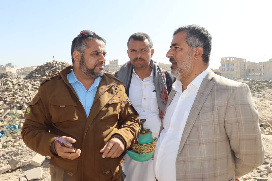 الاطّلاع على سير العمل في مشروع البحيرة المائية في بني الحارث