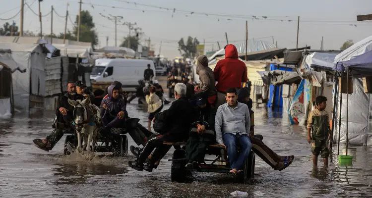 مرصد حقوقي: العدو الإسرائيلي حوّل الشتاء إلى سلاح لإهلاك سكان غزة