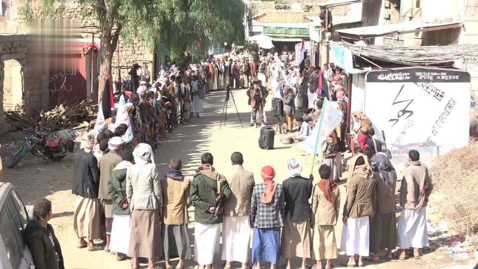 وقفة وتطبيق قتالي في الحيمة الخارجية تأكيدًا على الجهوزية وتنديدًا بالإساءة للقرآن الكريم