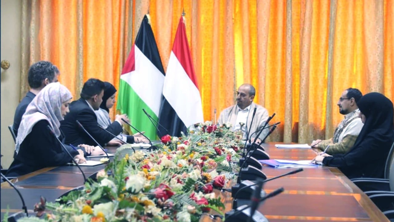 نائب وزير الخارجية يثمن جهود اللجنة الدولية للصليب في إنجاح اتفاق تبادل الأسرى