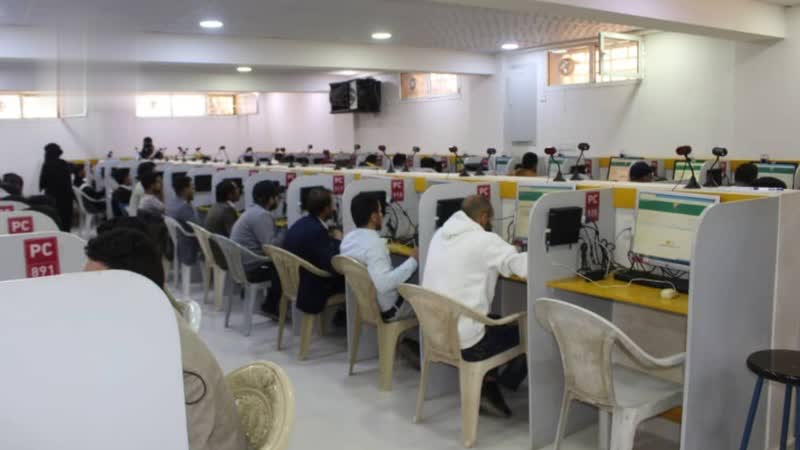 3923 من حملة البكالوريوس والدبلوم يؤدون امتحان مزاولة المهنة في صنعاء