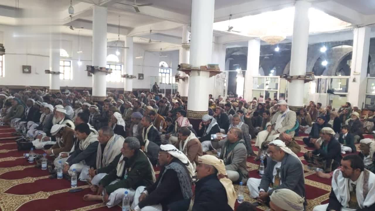 لقاء علمائي في عمران تنديدًا بالإساءة الأمريكية للقرآن الكريم وإسناد فلسطين