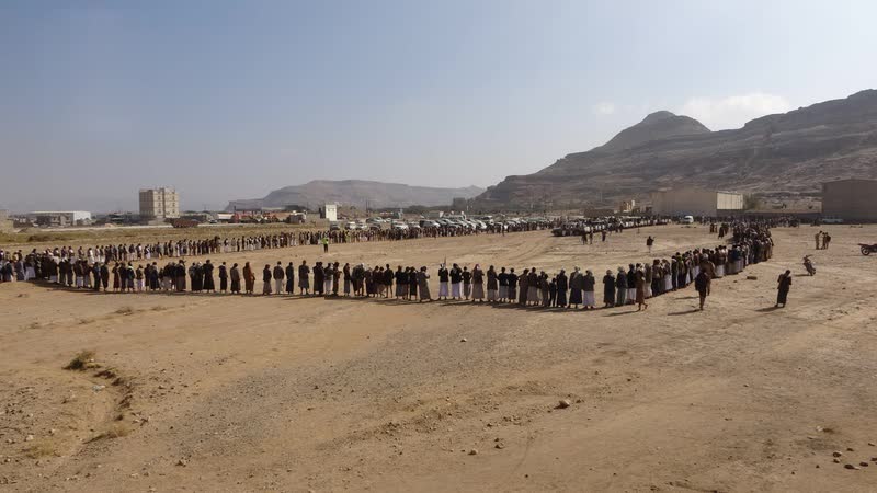 وقفة مسلحة في بني الحارث إعلانا للجهوزية وتنديداً بالإساءة للقرآن الكريم