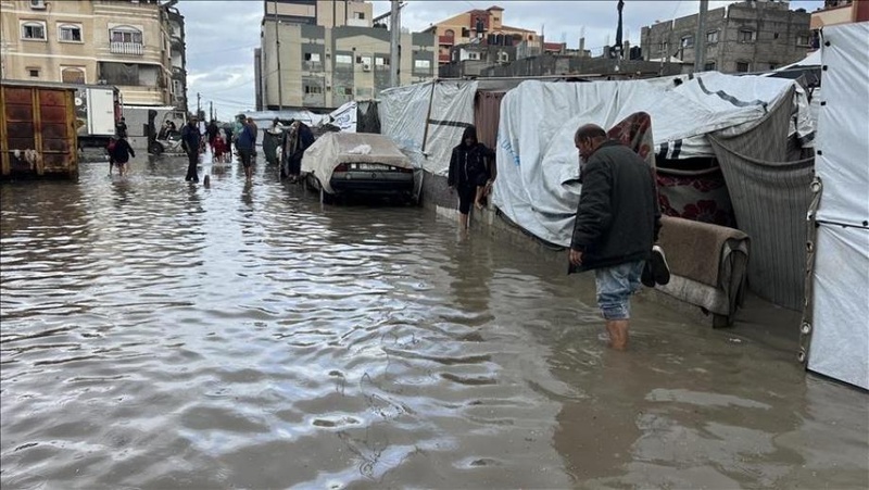 الدفاع المدني بغزة يحذر: 30 ألف مبنى مهدد بالانهيار مع المنخفض الجوي
