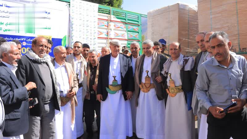 محافظ إب يدشن المرحلة الأولى من مشروع التمكين الاقتصادي للمزارعين في حزم العدين